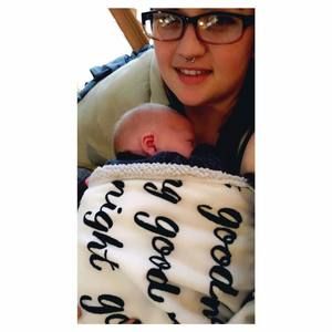 Meet your Posher, Savannah